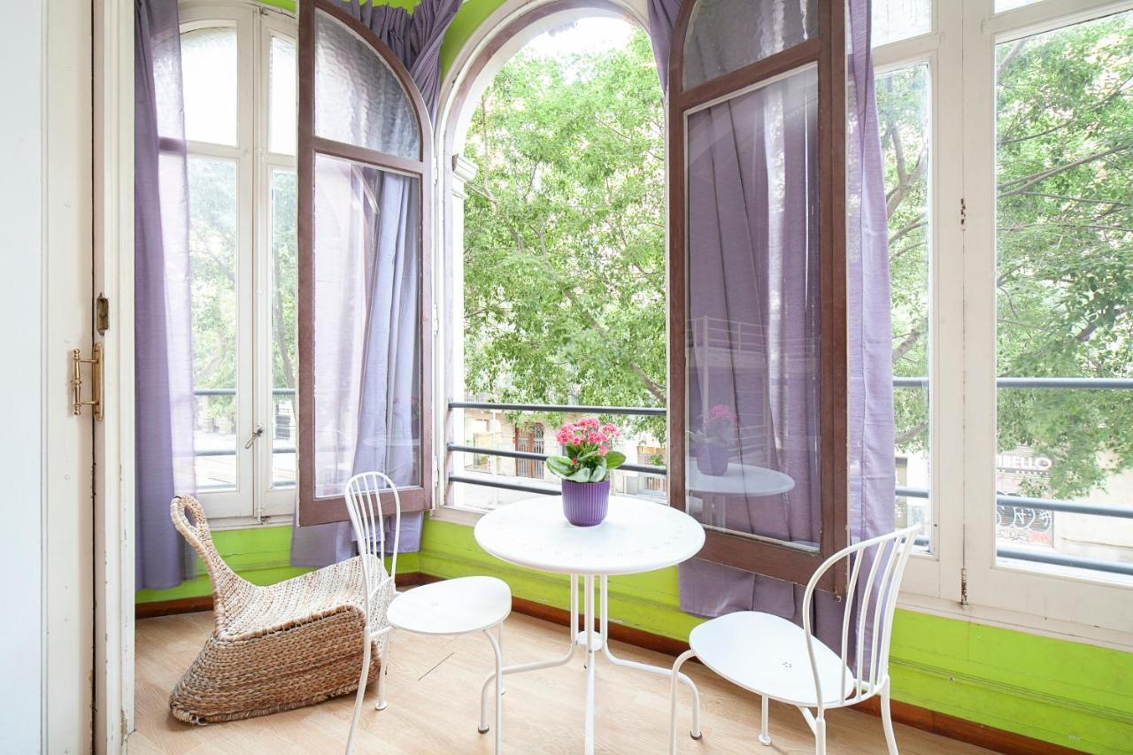 Fabrizzios Terrace Hostel Barcelona Ngoại thất bức ảnh