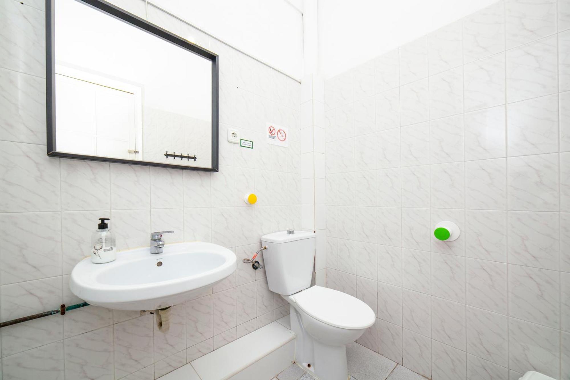 Fabrizzios Terrace Hostel Barcelona Ngoại thất bức ảnh